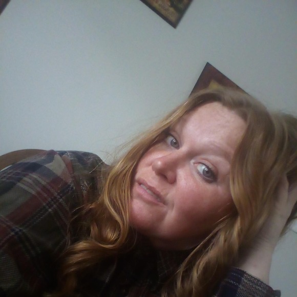 Meet your Posher, Catherine - Picture 1 of 1